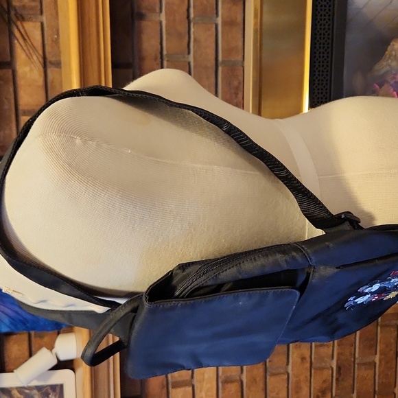 Disney Mickey And Minnie Mouse Black Backpack - Picture 4 of 15